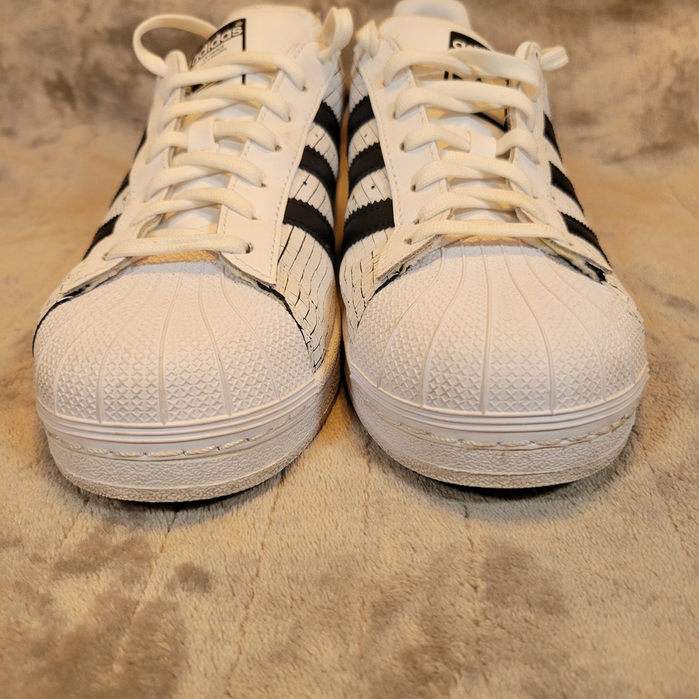 Adidas Superstar Sneakers Mens 9 White Black Crackle Leather Shell Toe AQ8333 - Picture 4 of 12